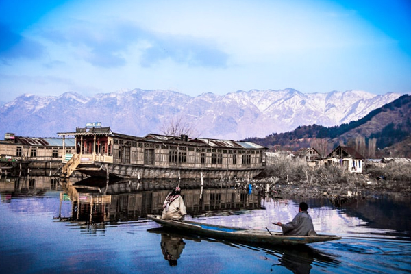 Vaishali to Srinagar